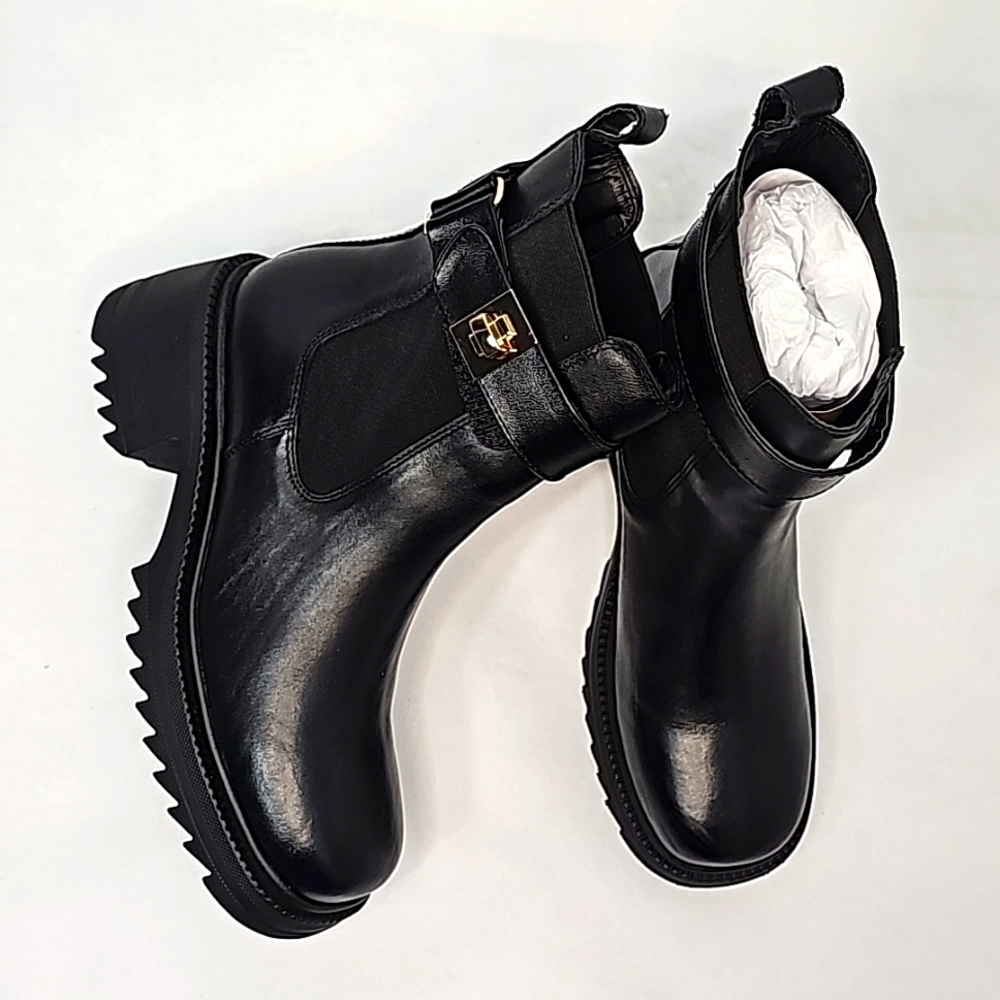 Steve Madden Gates Black Leat Bottie size 7